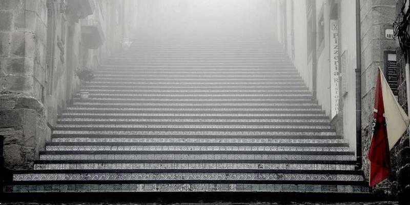 《归途云涌》